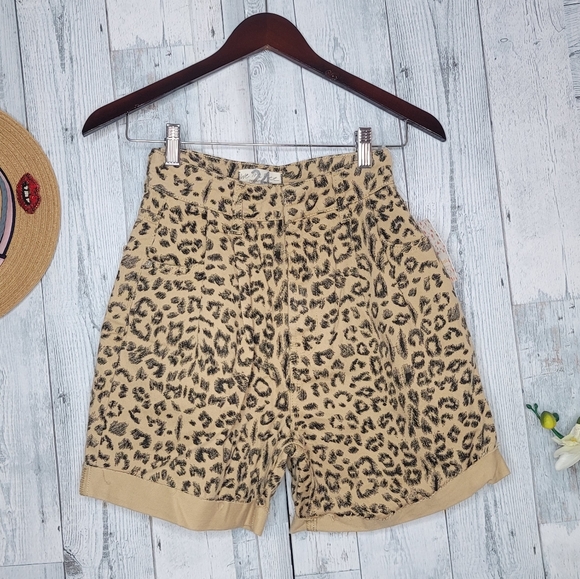 NWT Free People Printed Dogtown Cutoff Shorts sz24 - Picture 4 of 13